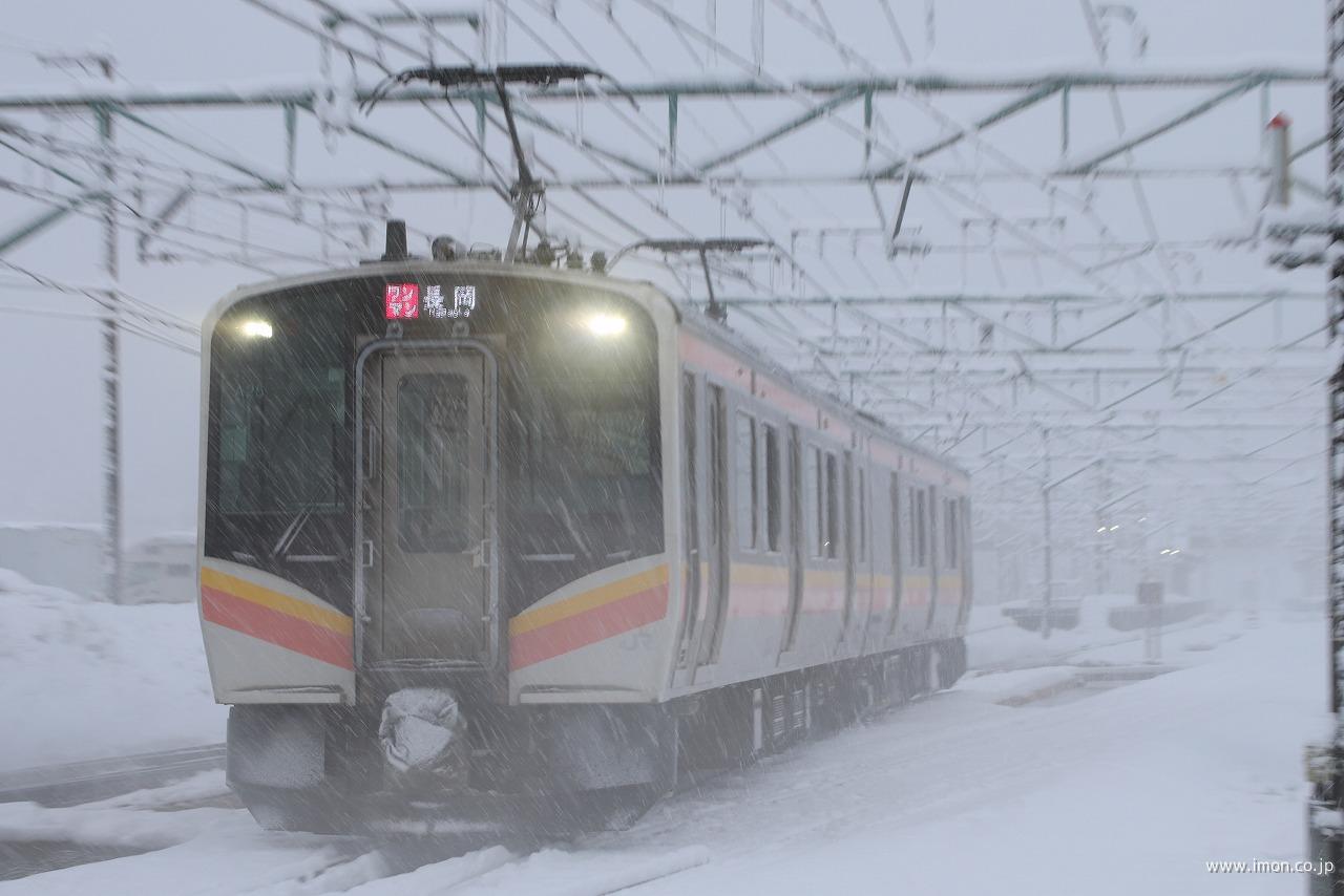 E129系100番台 2両霜取パンタ搭載車 | 鉄道模型店