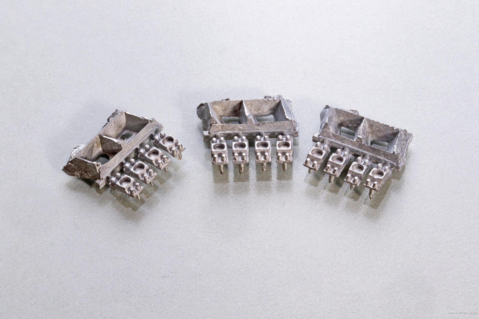 ＰＨ２１６　パンタ台座４　新型国電用