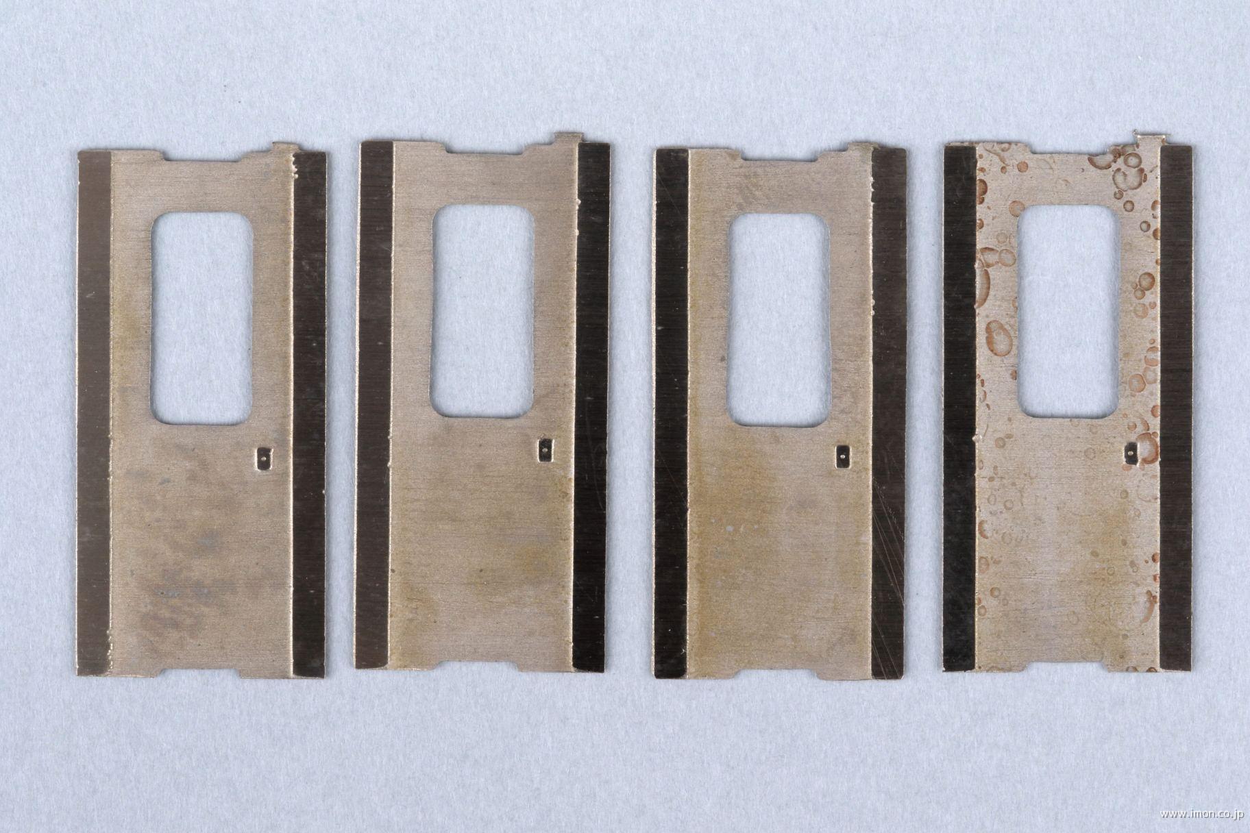 ８０３　貫通ドア　洋白　Ｈゴム無　４枚入り