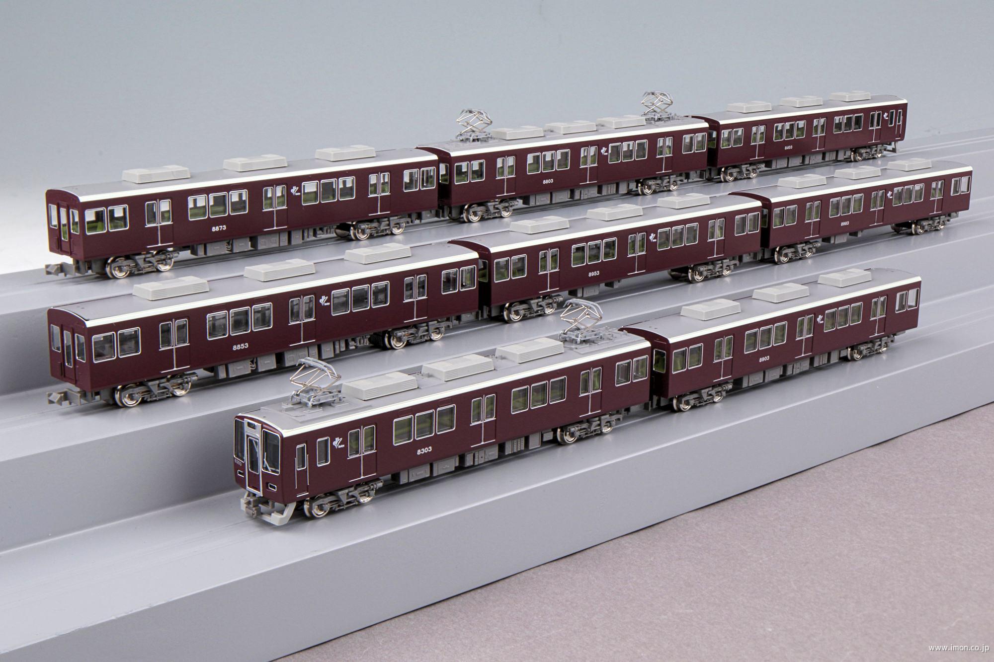 阪急８３００系８３０３Ｆ旧塗装　８両