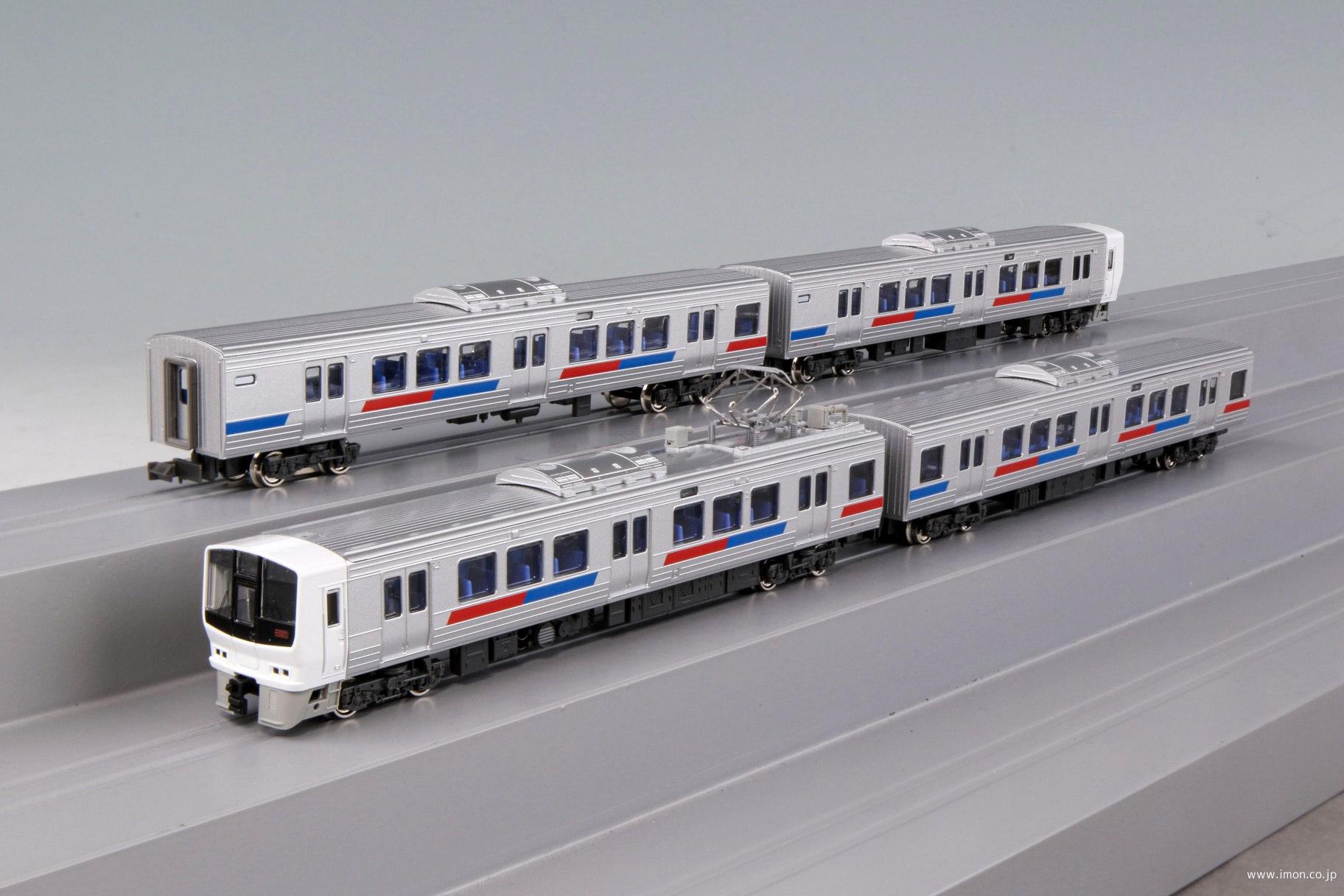 ＪＲ九州８１１系１００（サハ８１１－２００・車番選択式）基本４両