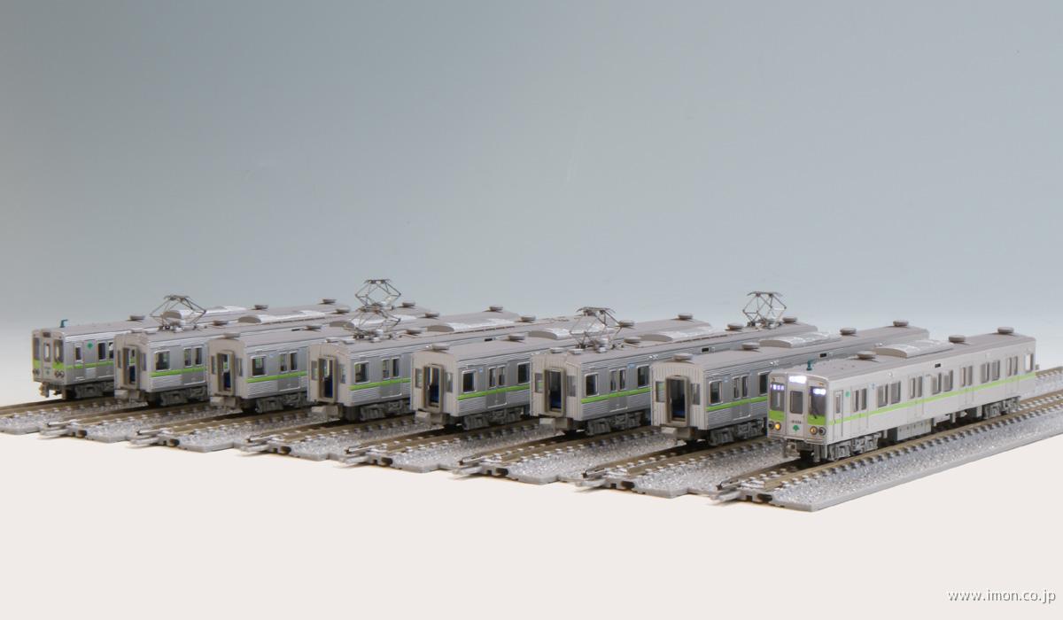 都営新宿線１０－０００形更新車　８両
