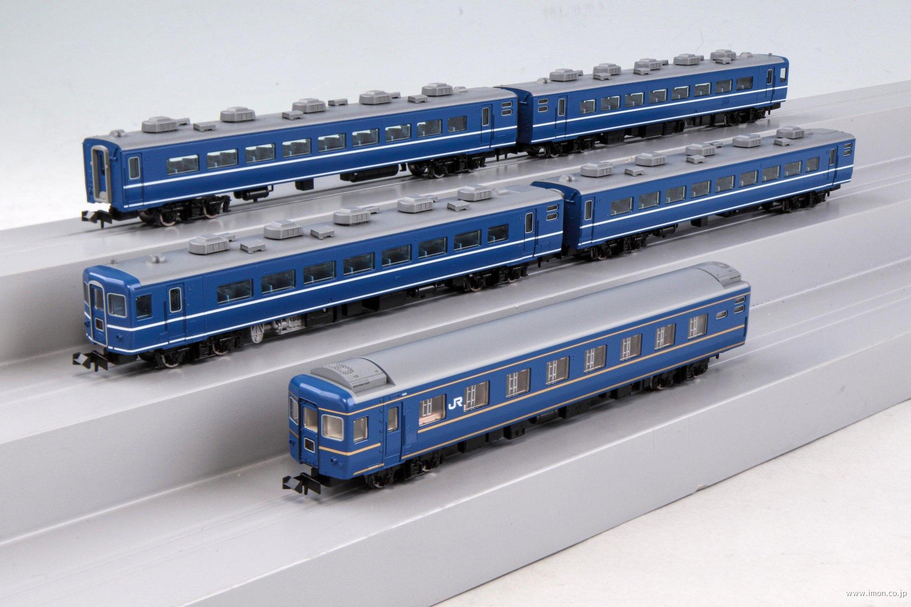 １４系５００番台〔はまなす〕増結５両