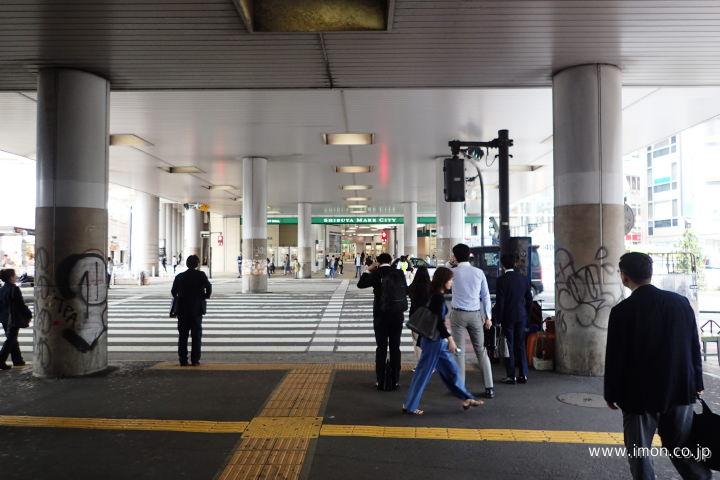 渋谷駅前